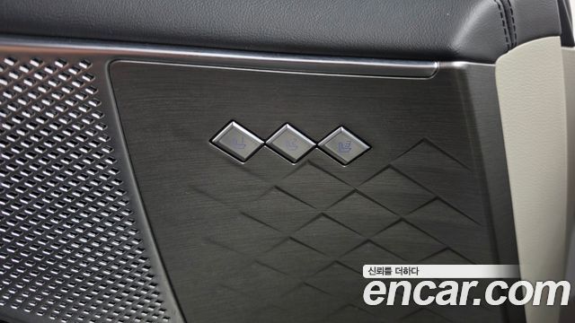 Kia K8 2022 — photo 30