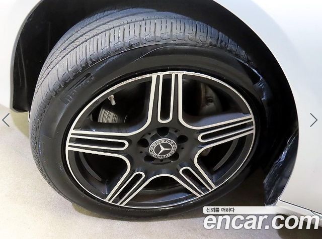 Mercedes-Benz E-Class 2019 — photo 20