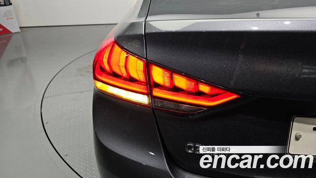 Hyundai Genesis 2016 — photo 9