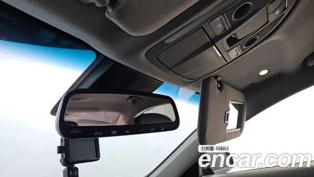 Hyundai Genesis 2016 — photo 27