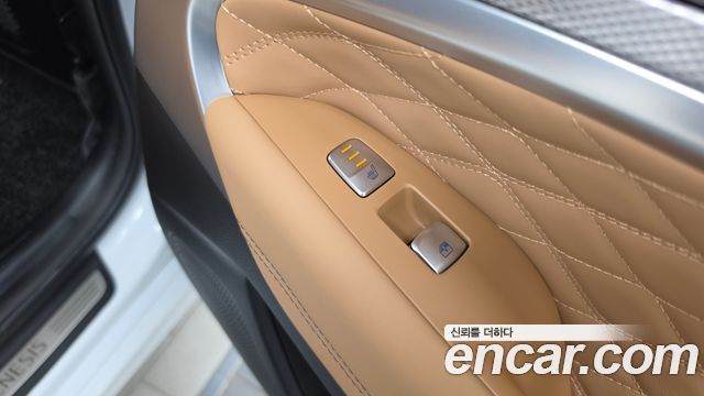 Genesis G70 2023 — photo 25