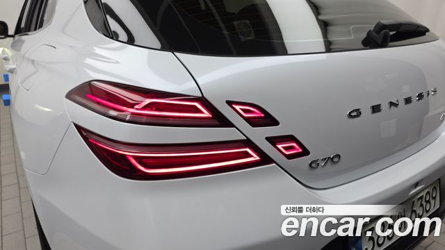 Genesis G70 2023 — photo 9