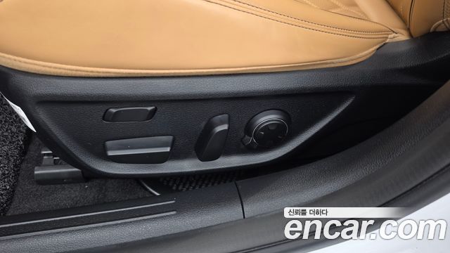 Genesis G70 2023 — photo 31