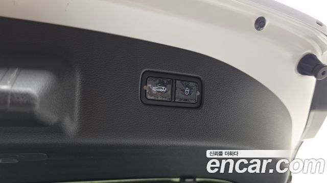 Genesis G70 2023 — photo 32