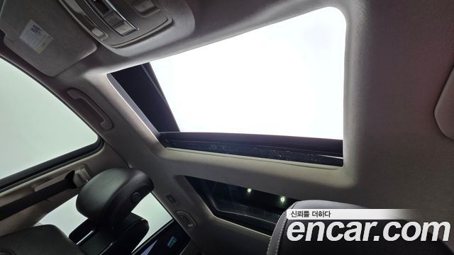 Mercedes-Benz GLS-Class 2017 — photo 31