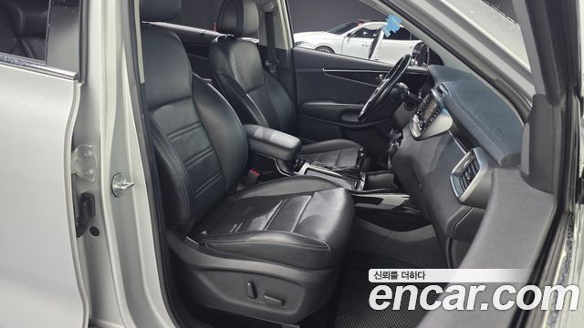 Kia Sorento 2015 — photo 17
