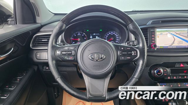 Kia Sorento 2015 — photo 22