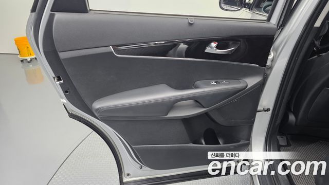 Kia Sorento 2015 — photo 15