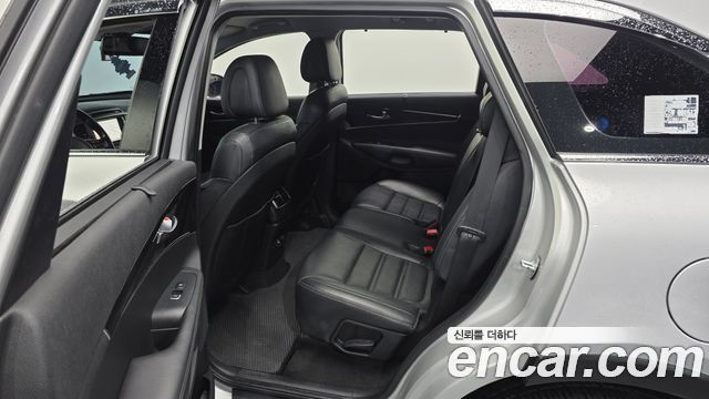 Kia Sorento 2015 — photo 16
