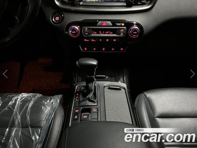 Kia Sorento 2018 — photo 11