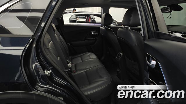 Kia Niro 2017 — photo 18