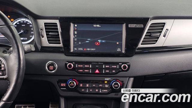 Kia Niro 2017 — photo 20