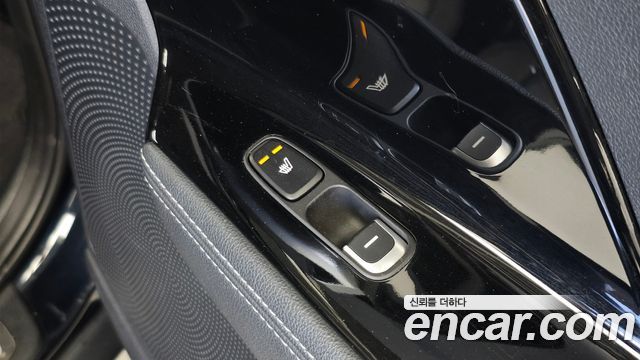 Kia Niro 2017 — photo 24