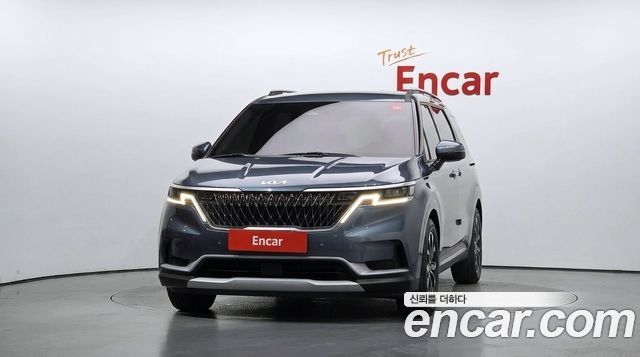 Kia Canival 2022 — photo 3