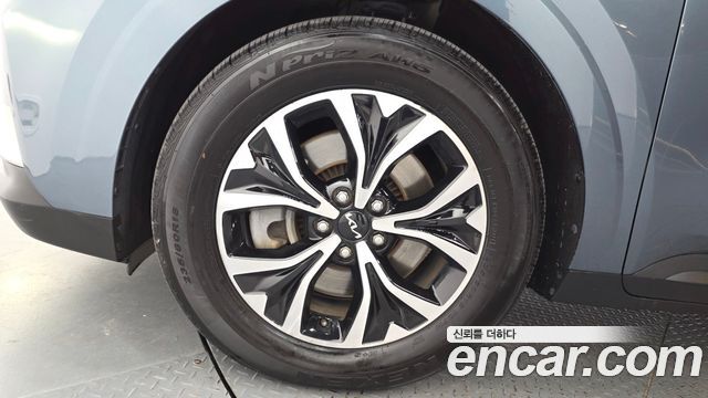 Kia Canival 2022 — photo 5