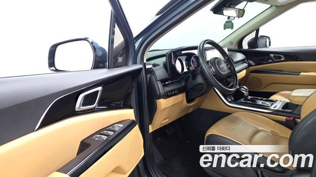 Kia Canival 2022 — photo 13