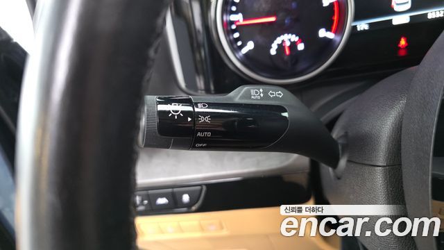 Kia Canival 2022 — photo 27