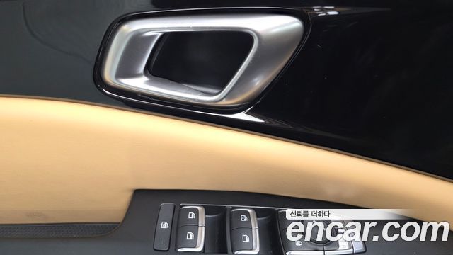 Kia Canival 2022 — photo 30