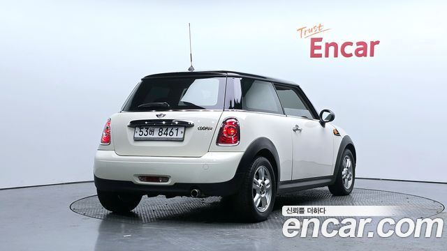 Mini Cooper 2012 — photo 2