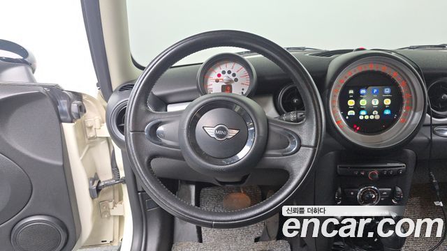 Mini Cooper 2012 — photo 19