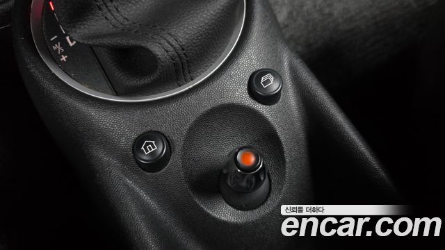Mini Cooper 2012 — photo 23