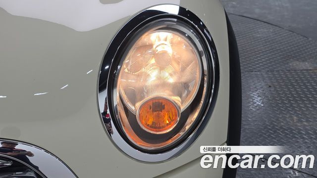 Mini Cooper 2012 — photo 8