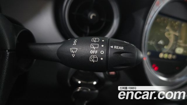 Mini Cooper 2012 — photo 28
