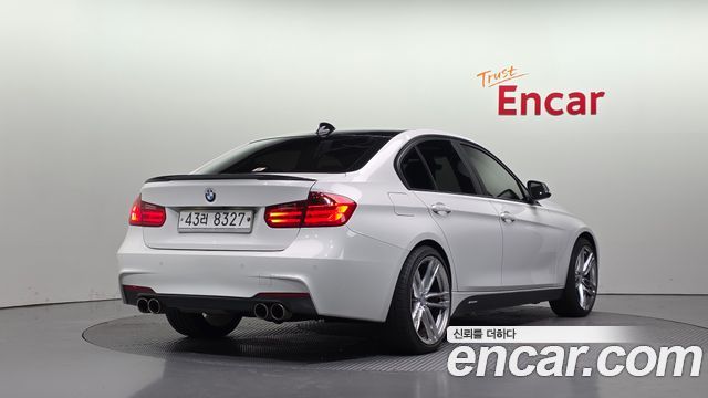 BMW 3-Series 2012 — photo 2