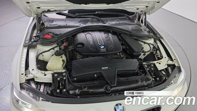 BMW 3-Series 2012 — photo 6