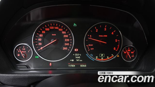 BMW 3-Series 2012 — photo 8
