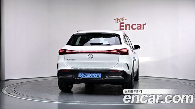 Mercedes-Benz EQA 2026 — photo 4