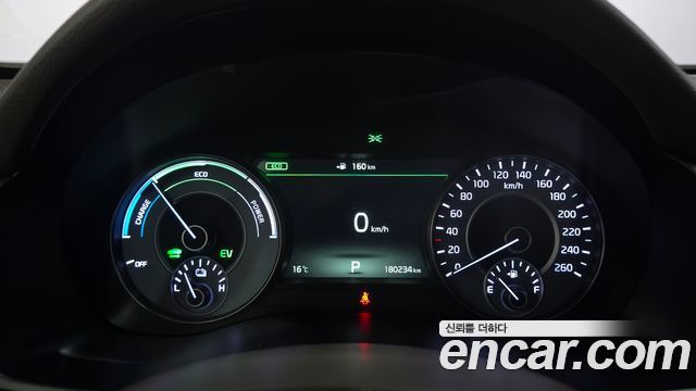 Kia K7 2017 — photo 8