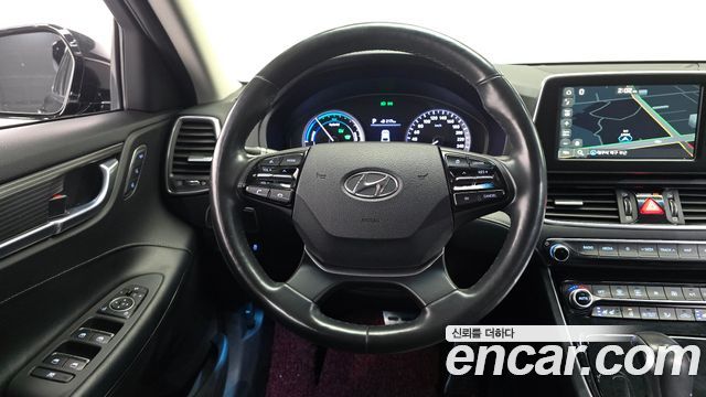 Hyundai Grandeur 2018 — photo 12