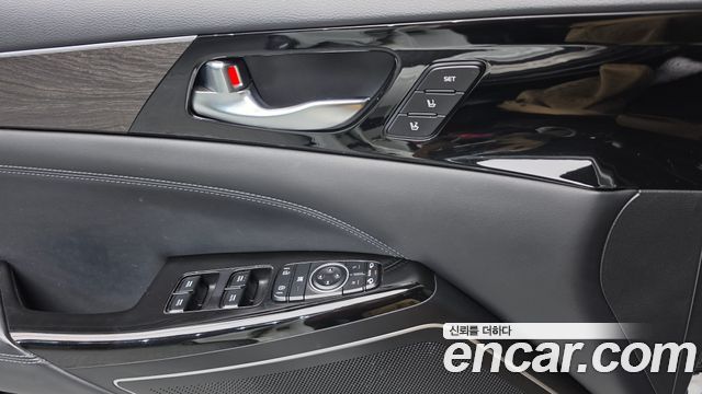 Kia K7 2020 — photo 18