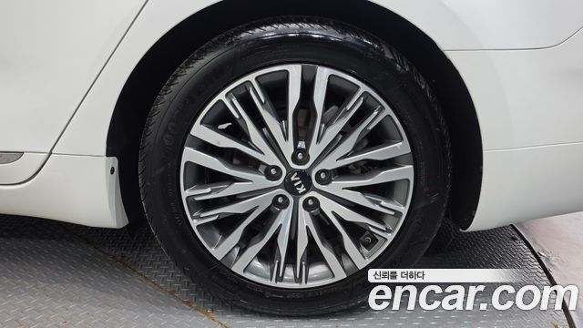 Kia K7 2020 — photo 7