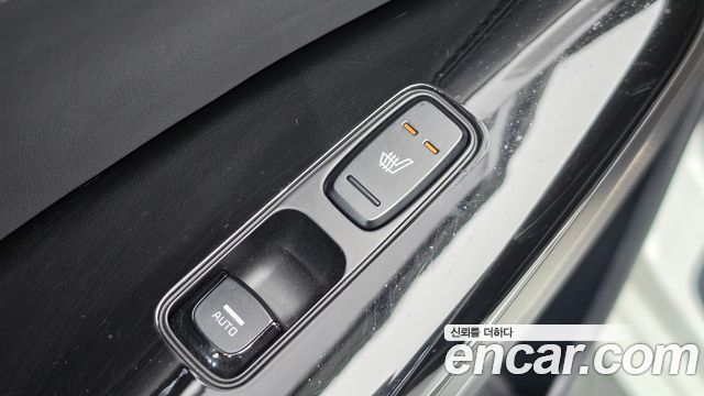 Kia K7 2020 — photo 30