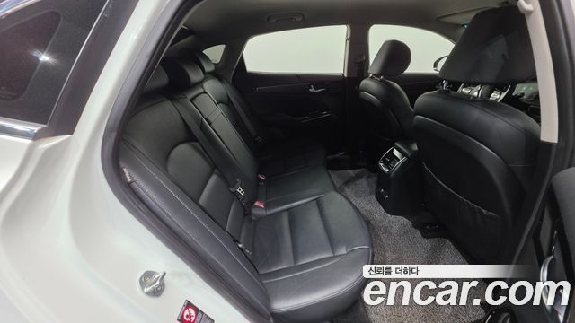 Kia K7 2020 — photo 32