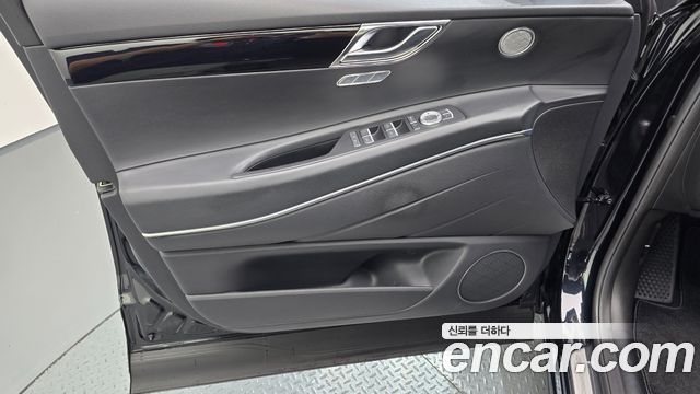 Genesis GV80 2024 — photo 14