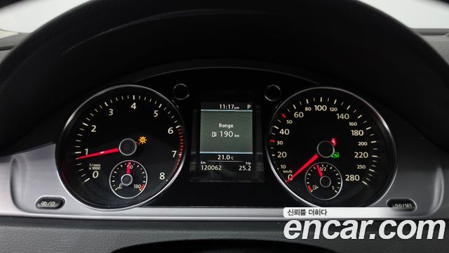 Volkswagen CC 2013 — photo 8