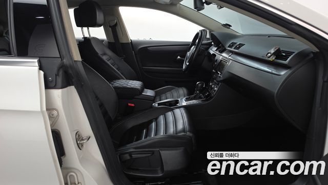 Volkswagen CC 2013 — photo 11