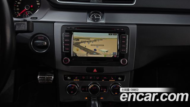 Volkswagen CC 2013 — photo 13