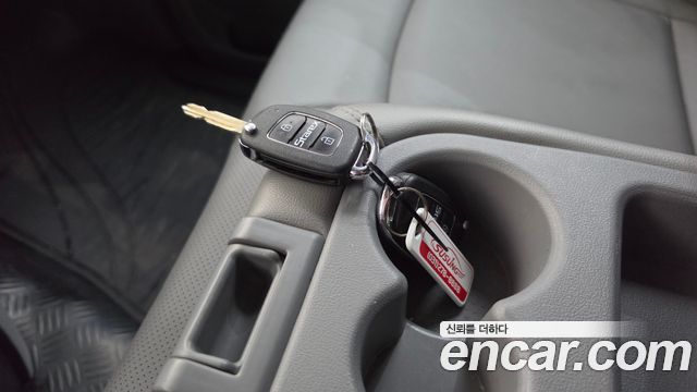 Hyundai Starex 2019 — photo 22