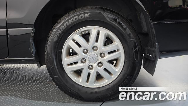 Hyundai Starex 2019 — photo 7