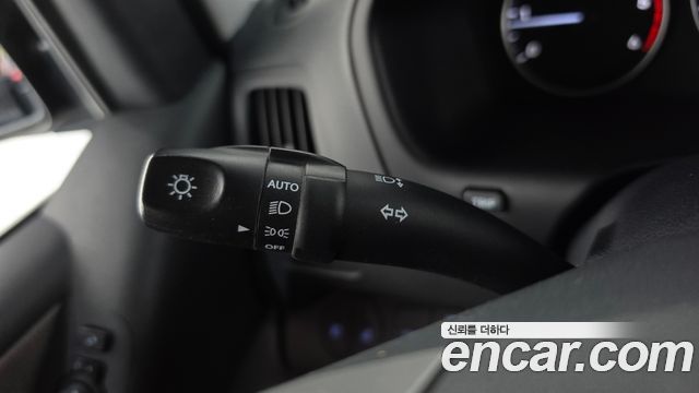 Hyundai Starex 2019 — photo 32