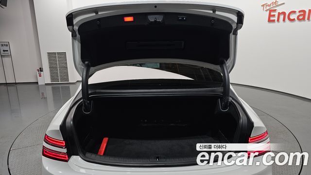 Genesis G80 2026 — photo 36