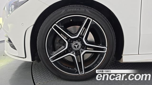 Mercedes-Benz CLA-Class 2021 — photo 5