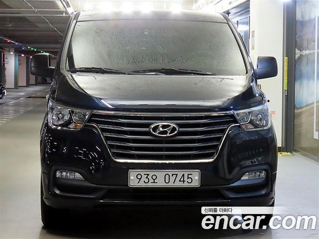 Hyundai Starex 2019 — photo 2
