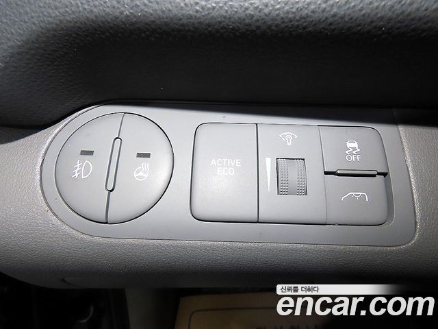 Hyundai Starex 2019 — photo 13