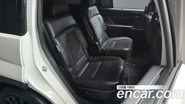 Hyundai Santafe 2024 — photo 17