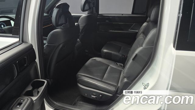 Hyundai Santafe 2024 — photo 16